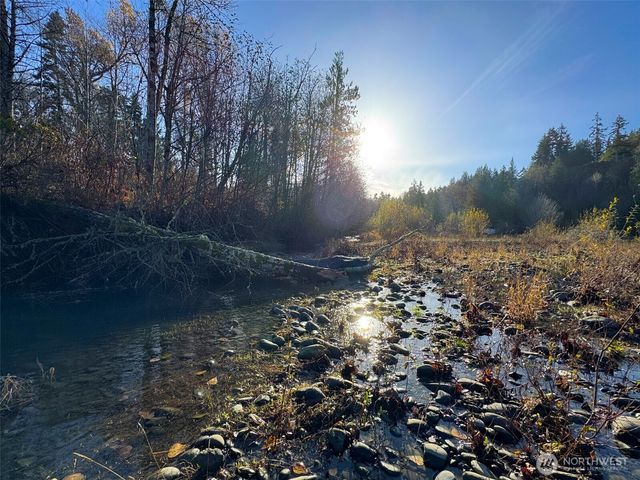 714 Hunt Road, Port Angeles, WA 98363