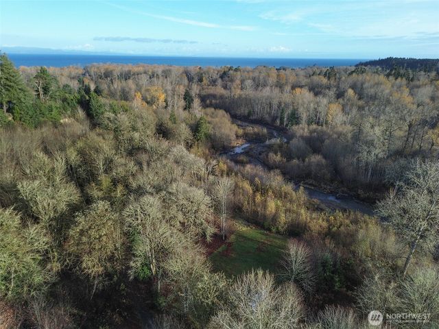 714 Hunt Road, Port Angeles, WA 98363
