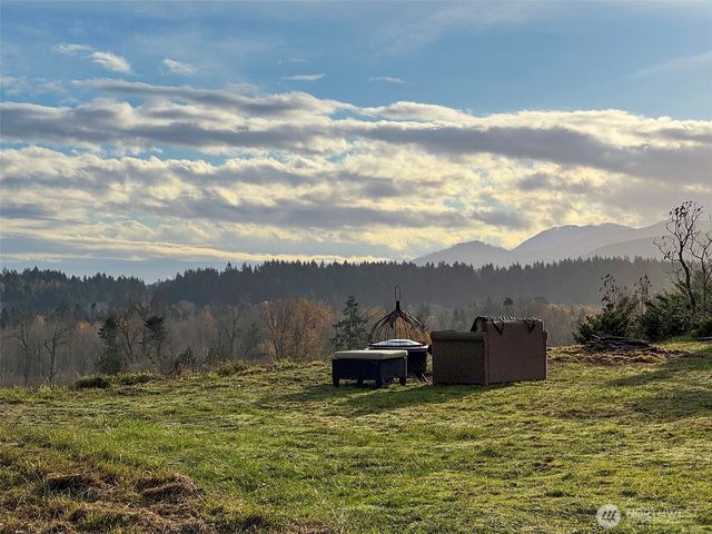 714 Hunt Road, Port Angeles, WA 98363