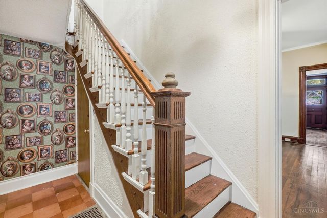 2213 Victor Street, Cincinnati, OH 45219