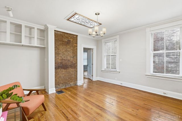 2213 Victor Street, Cincinnati, OH 45219