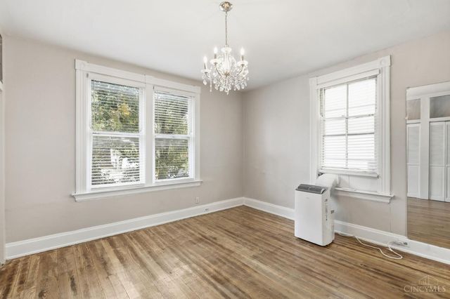 2213 Victor Street, Cincinnati, OH 45219