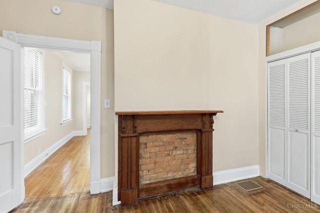 2213 Victor Street, Cincinnati, OH 45219