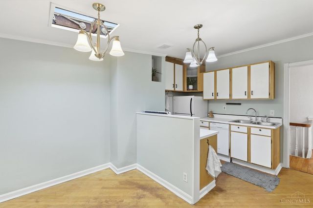 2213 Victor Street, Cincinnati, OH 45219