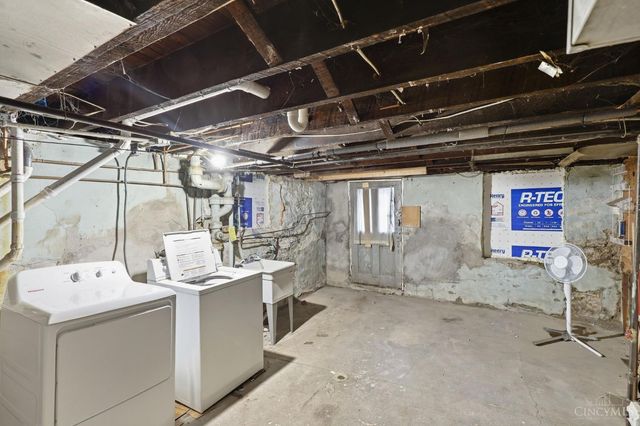 2213 Victor Street, Cincinnati, OH 45219