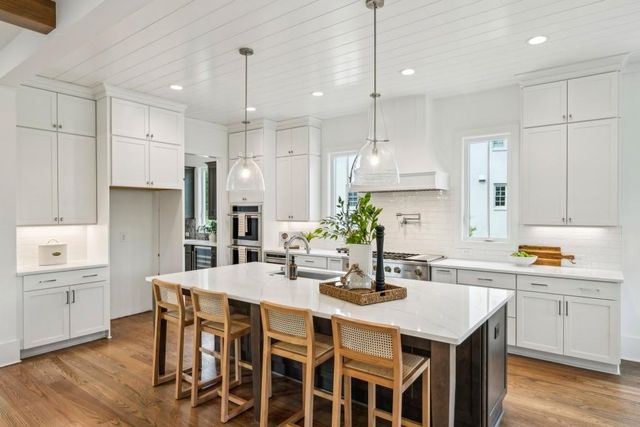 2193 Virginia NE Place, Atlanta, GA 30305