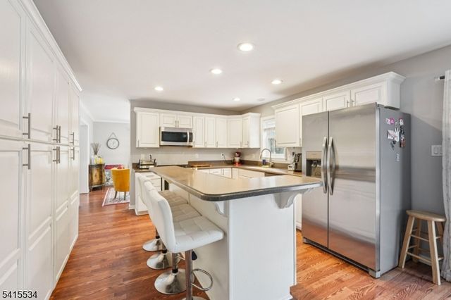 14 Sweetman Ln, West Milford Twp., NJ 07480