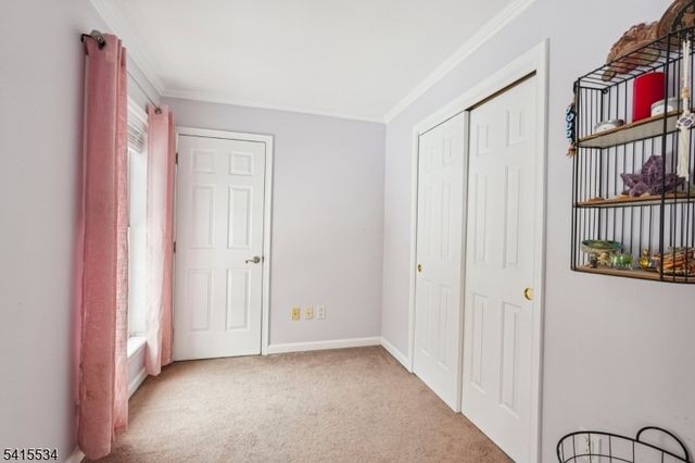 14 Sweetman Ln, West Milford Twp., NJ 07480