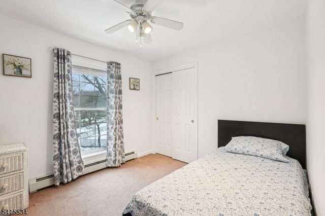 14 Sweetman Ln, West Milford Twp., NJ 07480