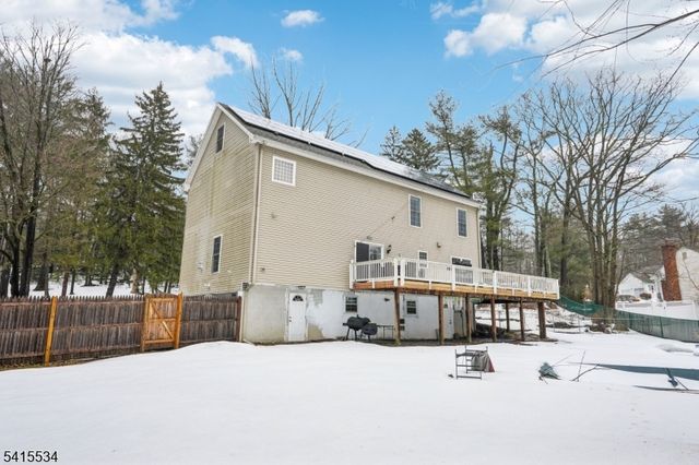 14 Sweetman Ln, West Milford Twp., NJ 07480