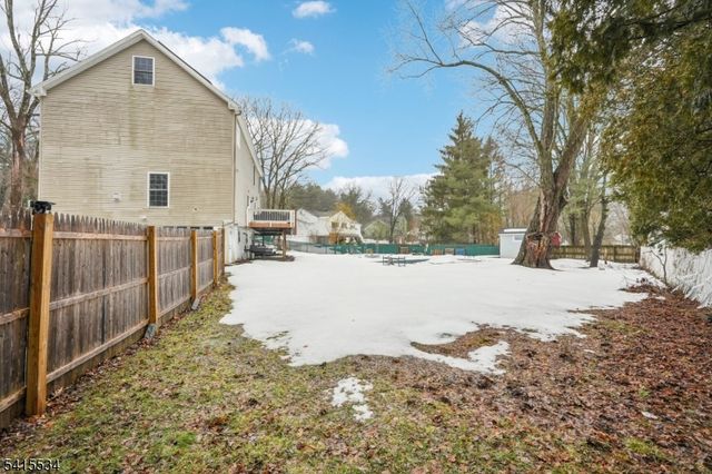 14 Sweetman Ln, West Milford Twp., NJ 07480