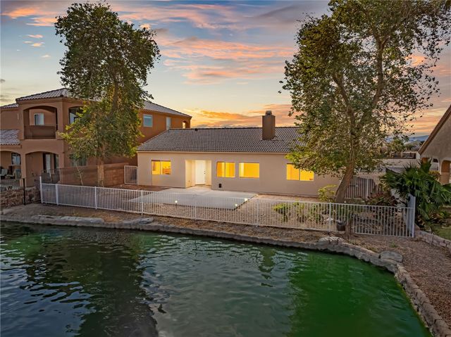 2077 E Los Lagos Drive, Fort Mohave, AZ 86426