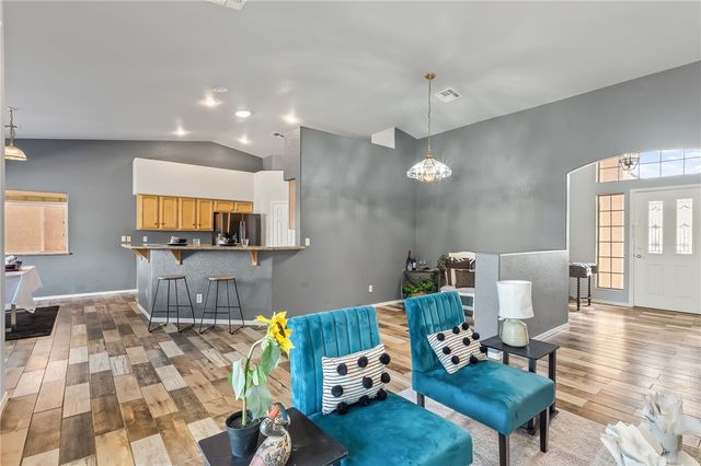 2077 E Los Lagos Drive, Fort Mohave, AZ 86426