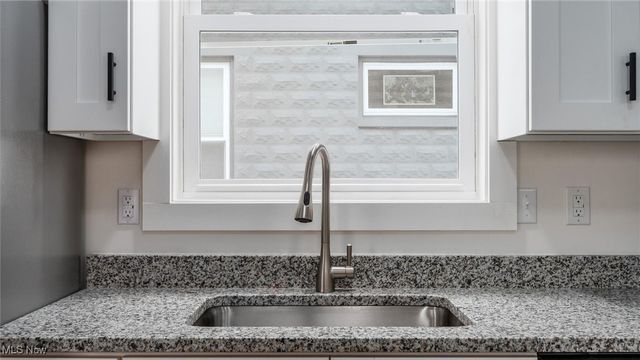 1155 Roosevelt Avenue, Zanesville, OH 43701