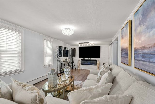 47 Leonardo Ave, Malden, MA 02148