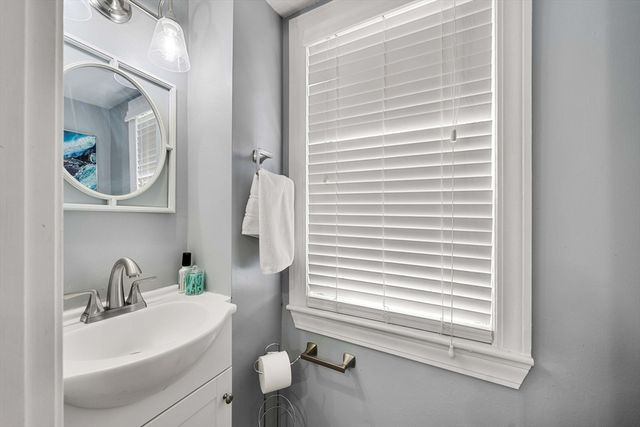 47 Leonardo Ave, Malden, MA 02148