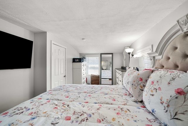 47 Leonardo Ave, Malden, MA 02148