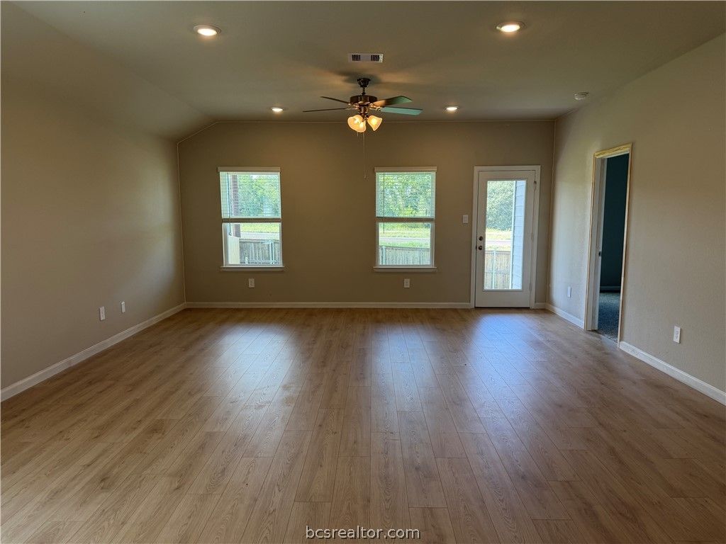 1002 Legrand Street, Brenham, TX 77833 — photo 3