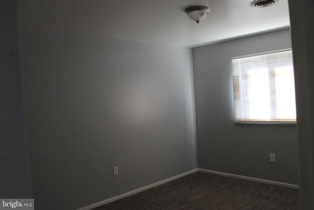 347 GREENLAND DR, Lancaster, PA 17602