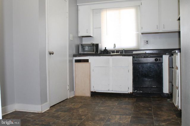 347 GREENLAND DR, Lancaster, PA 17602