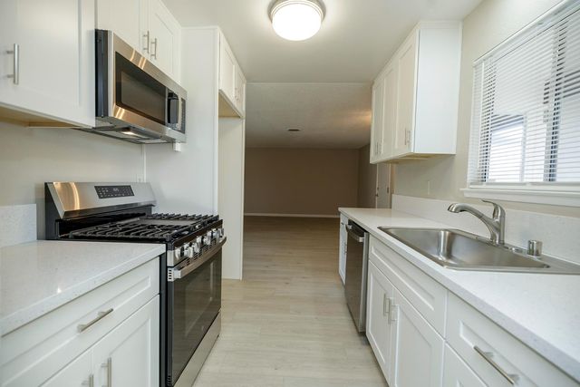 1513 Cabrillo Ct, Modesto, CA 95355