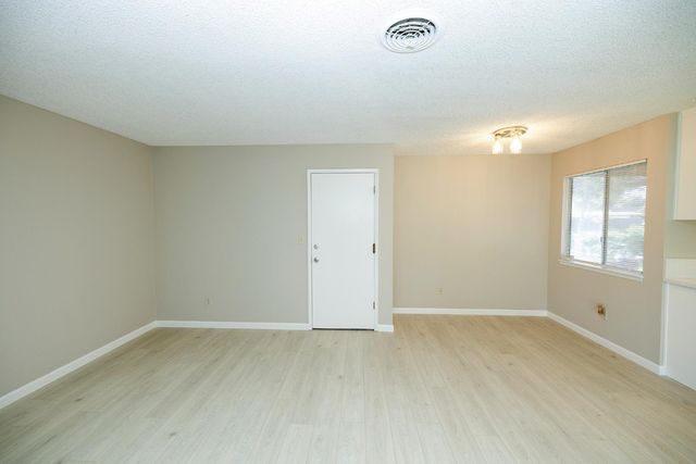 1513 Cabrillo Ct, Modesto, CA 95355