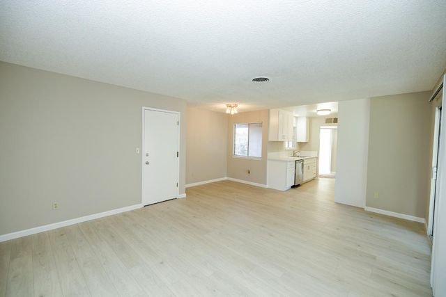 1513 Cabrillo Ct, Modesto, CA 95355