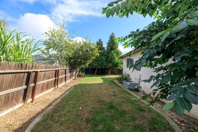 1513 Cabrillo Ct, Modesto, CA 95355