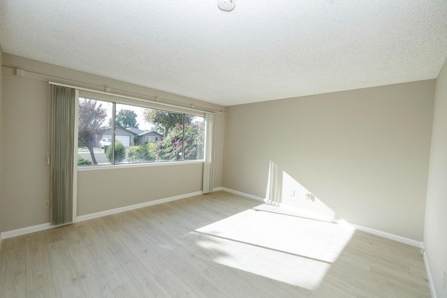 1513 Cabrillo Ct, Modesto, CA 95355