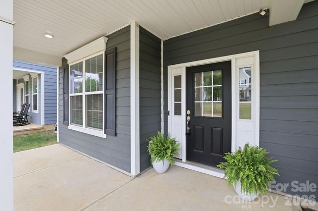 8123 Cornhill Avenue, Charlotte, NC 28277