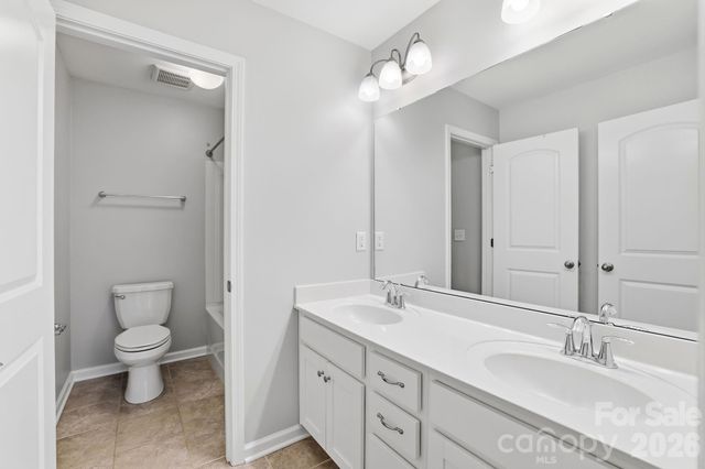 8123 Cornhill Avenue, Charlotte, NC 28277