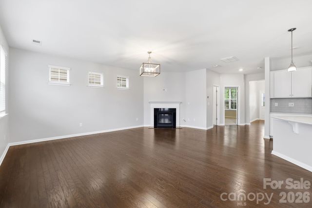 8123 Cornhill Avenue, Charlotte, NC 28277