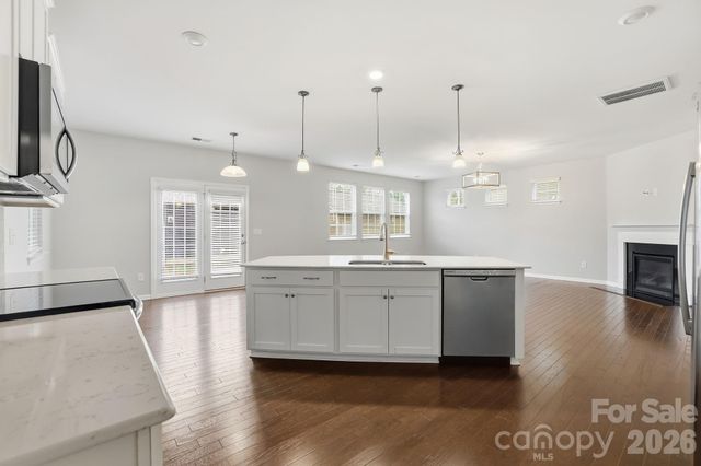 8123 Cornhill Avenue, Charlotte, NC 28277