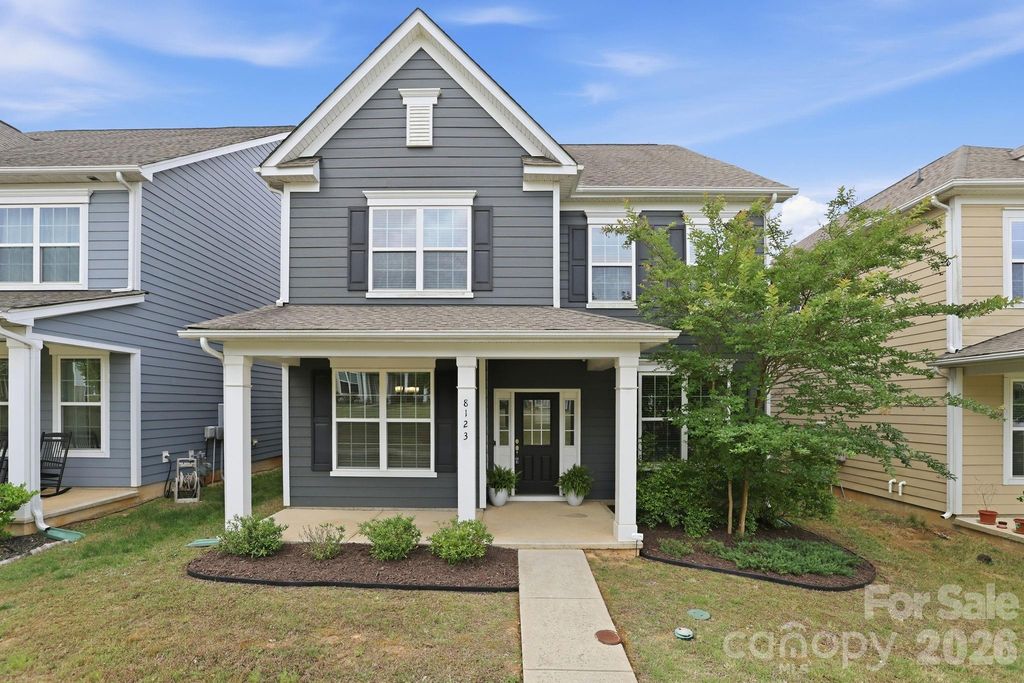 8123 Cornhill Avenue, Charlotte, NC 28277