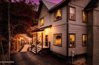 4249 Wolf Hollow Way, Sevierville, TN 37862