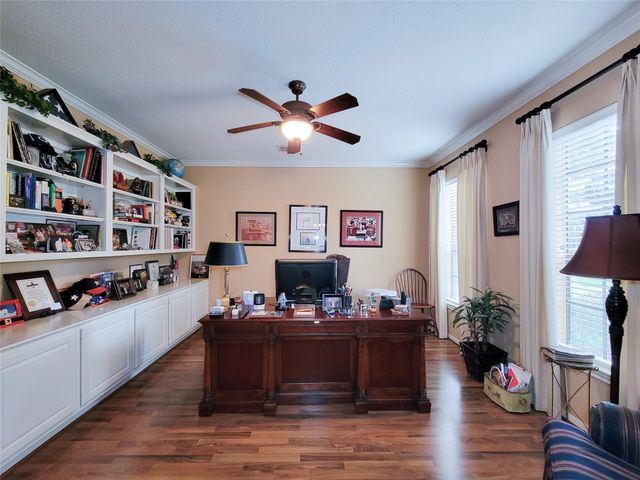 16911 Shady Square Court, Houston, TX 77095