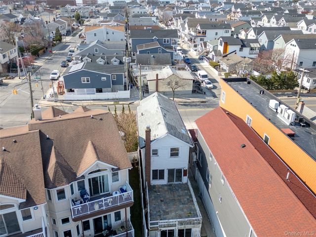 811 W Park Avenue, Long Beach, NY 11561