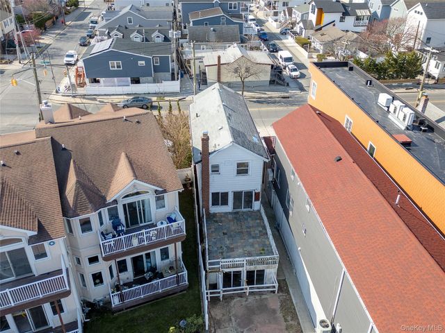 811 W Park Avenue, Long Beach, NY 11561