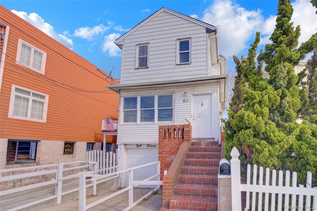 811 W Park Avenue, Long Beach, NY 11561