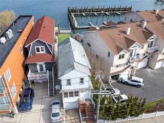 811 W Park Avenue, Long Beach, NY 11561