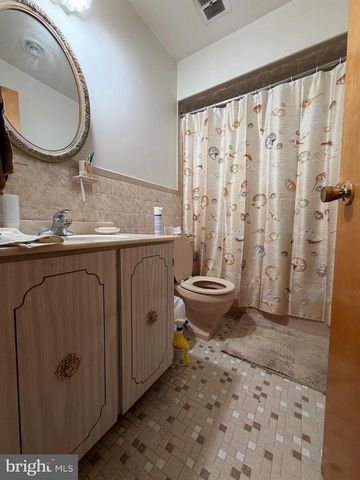 1413 LANCELOT DR, Baltimore, MD 21237