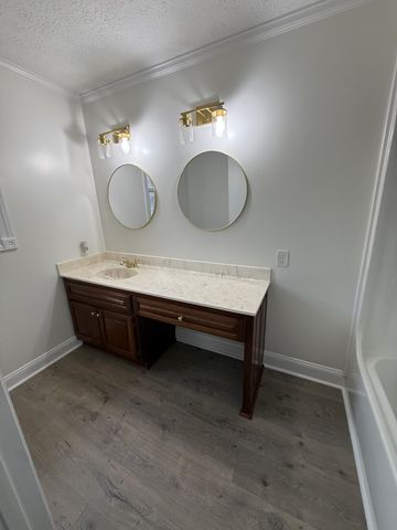 6606 Highway 52, W, Lafayette, TN 37083