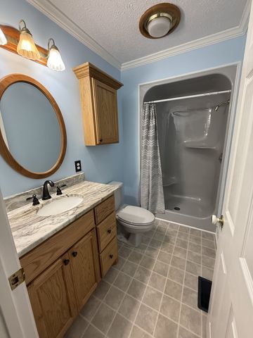 6606 Highway 52, W, Lafayette, TN 37083