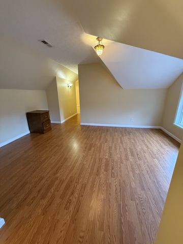 6606 Highway 52, W, Lafayette, TN 37083