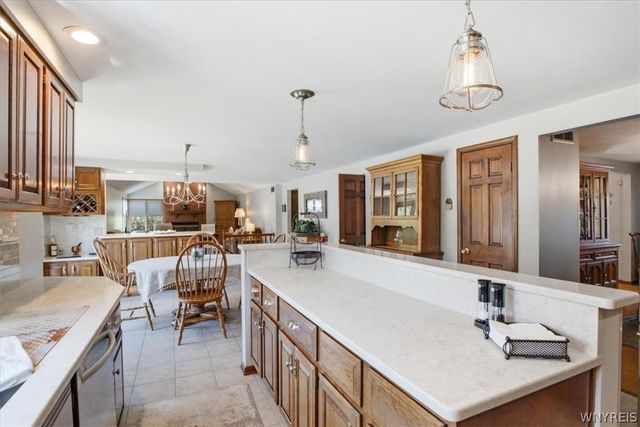 3698 Meadowbrook Acres, Wheatfield, NY 14120