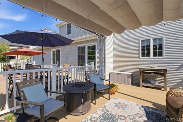 3698 Meadowbrook Acres, Wheatfield, NY 14120