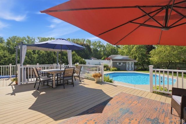 3698 Meadowbrook Acres, Wheatfield, NY 14120