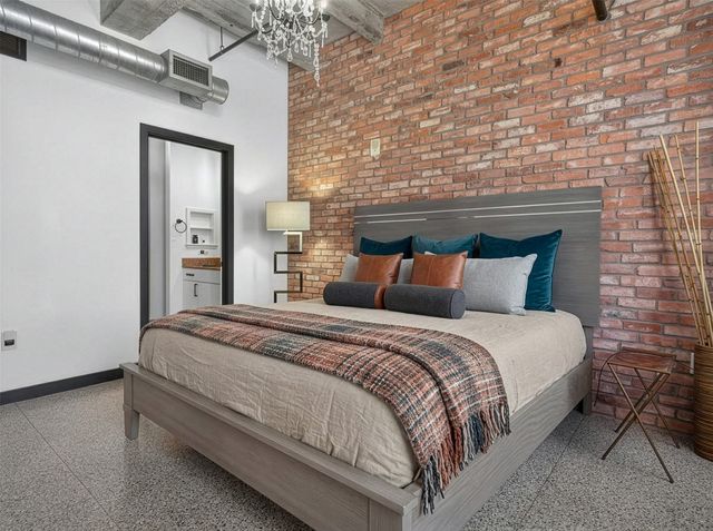 221 W Lancaster Avenue 9001, Fort Worth, TX 76102