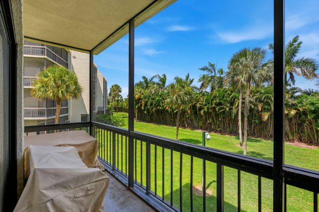3000 Presidential Way 201, West Palm Beach, FL 33401