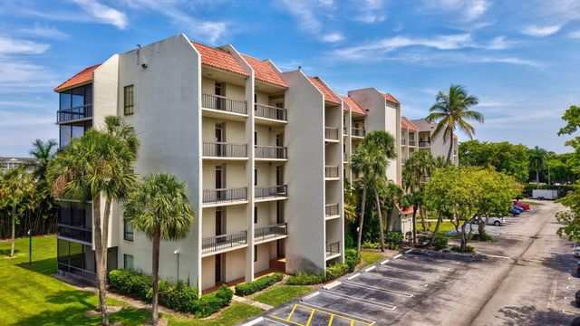 3000 Presidential Way 201, West Palm Beach, FL 33401